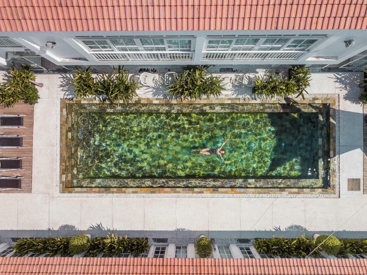 White Boutique And Residences Hotel Sihanoukville